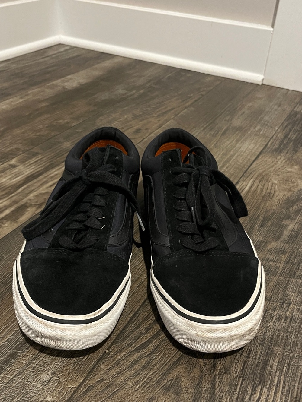 Vans Black Low-Top Suede Canvas Sneakers with White Sole